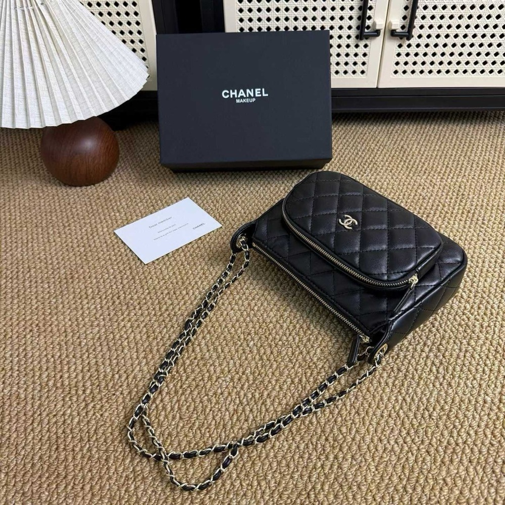 Chanel Makeup Line Black Quilted Crossbody Bag - Picture 3 of 14